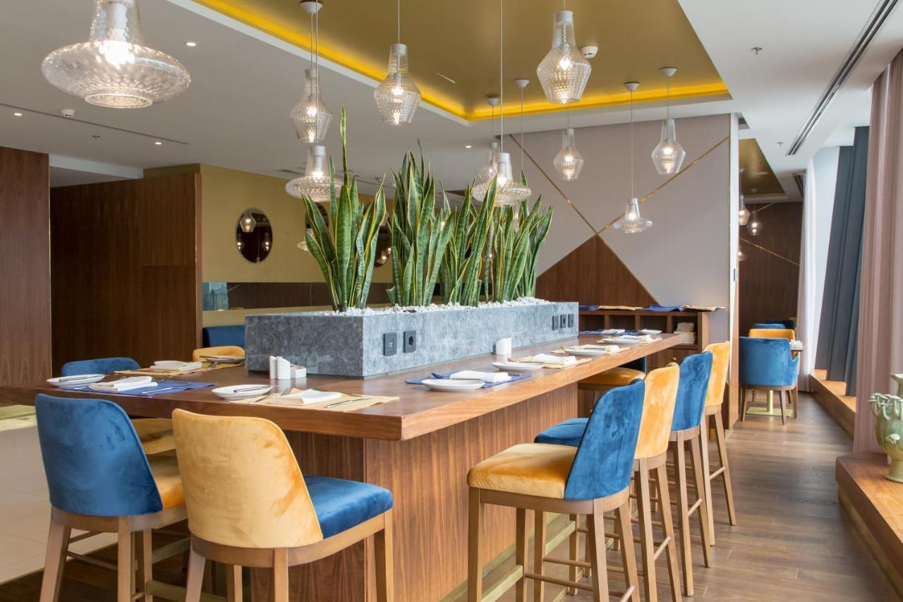 スイスホテル サラエボ サラエヴォ エクステリア 写真 The interior of the restaurant