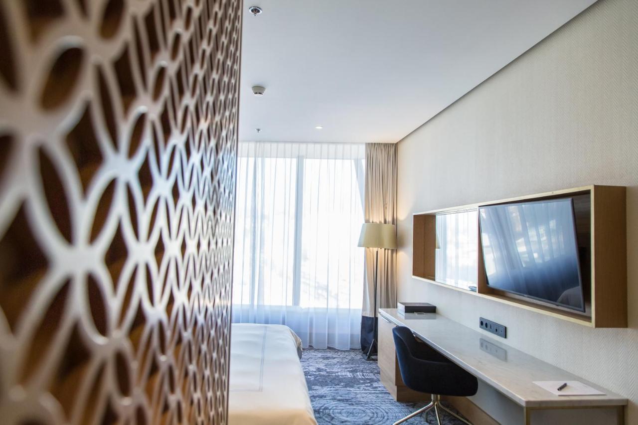 スイスホテル サラエボ サラエヴォ エクステリア 写真 A room at the hotel